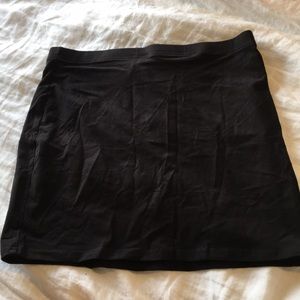 Black pencil skirt